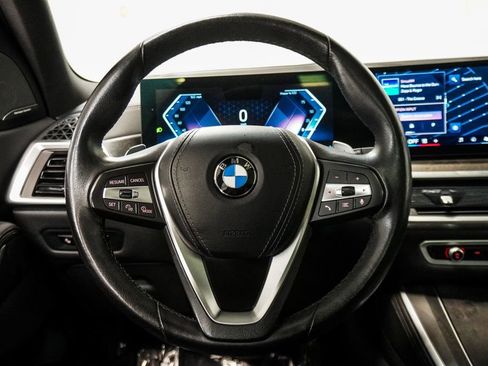 Used 2024 BMW X5 xDrive40i image 16