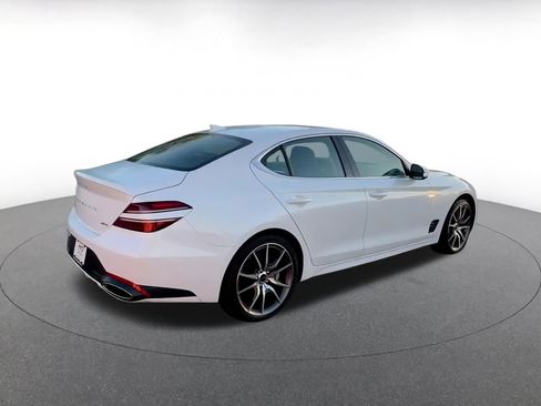 Used 2025 Genesis G70 2.5T image 15