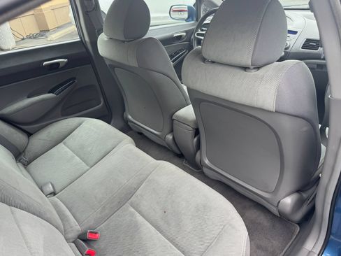 Used 2010 Honda Civic LX image 17