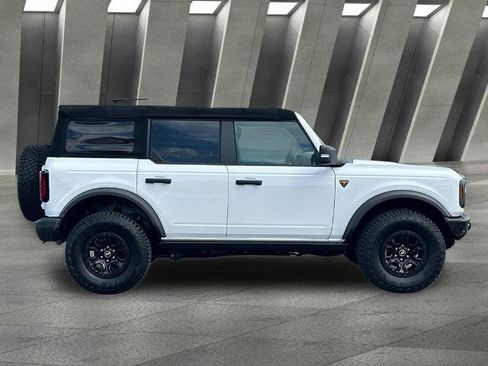 Certified 2021 Ford Bronco Badlands AWD/4WD image 2