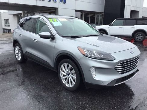 Certified 2022 Ford Escape Titanium w/ Titanium Elite Package AWD/4WD image 1