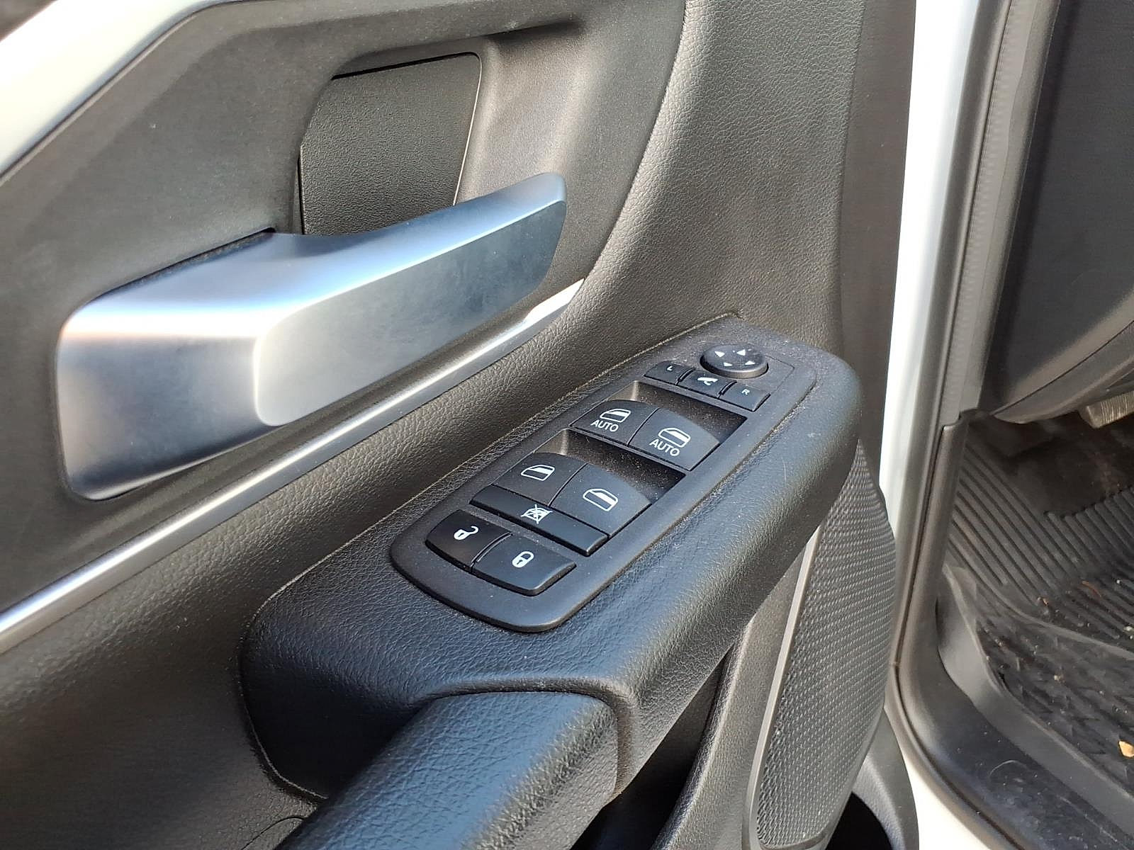 Used 2023 RAM 1500 Big Horn AWD/4WD image 15