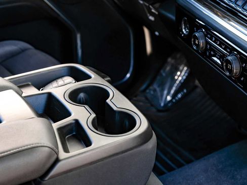 Used 2022 Chevrolet Silverado 1500 LT image 25