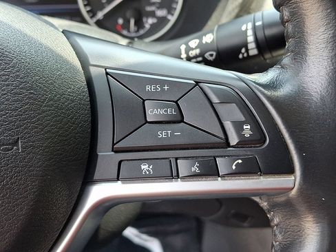 Used 2021 Nissan Sentra SV FWD image 23