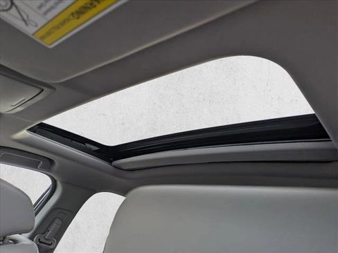 Used 2018 Honda CR-V EX-L image 15