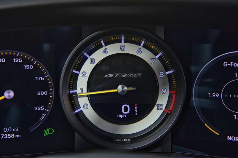 Used 2025 Porsche 911 GT3 RS RWD image 26