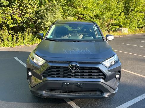 Used 2023 Toyota RAV4 XLE Premium AWD/4WD image 4
