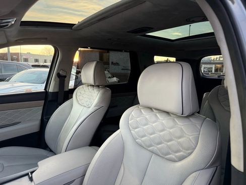 Used 2022 Hyundai Palisade Calligraphy w/ Cargo Package image 13