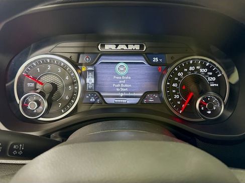 New 2026 RAM 1500 Express AWD/4WD image 12