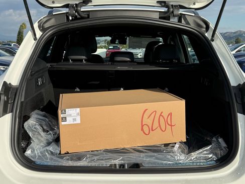 New 2026 Mercedes-Benz GLC 43 AMG 4MATIC image 12