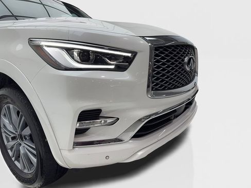 Used 2024 INFINITI QX80 Luxe image 3