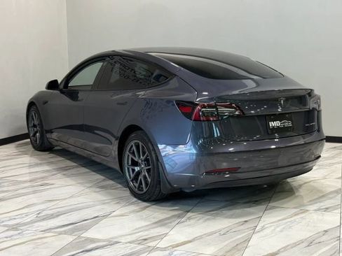 Used 2022 Tesla Model 3 Long Range AWD/4WD image 8