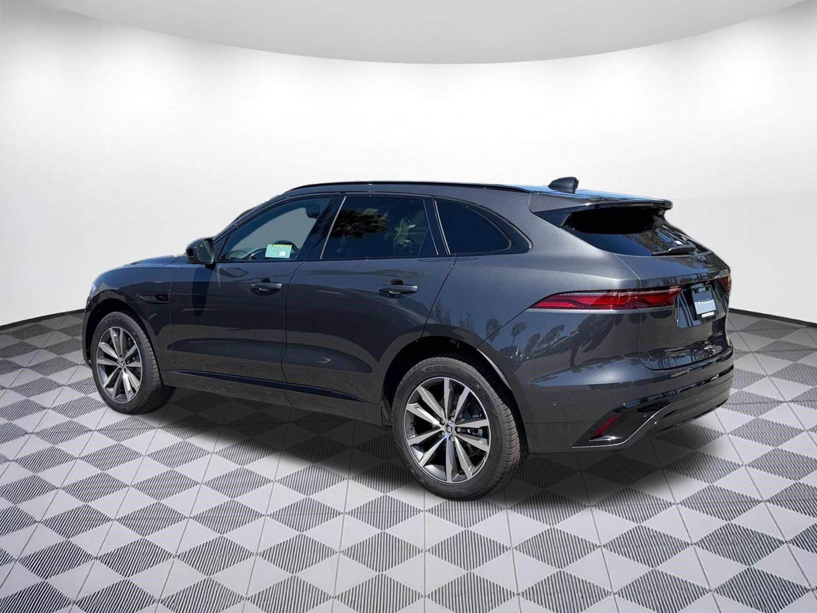 New 2026 Jaguar F-PACE R-Dynamic S AWD/4WD image 3