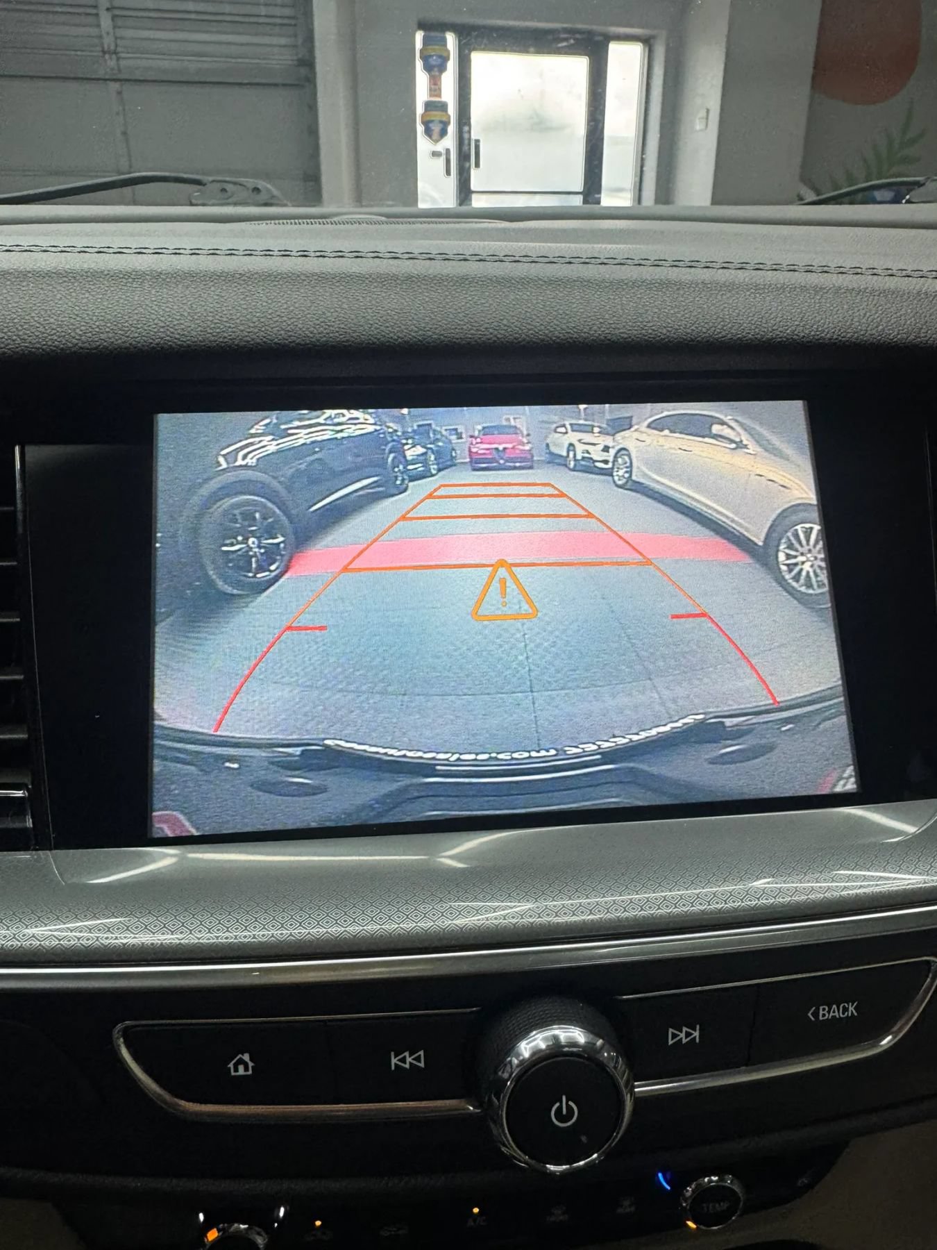 Used 2018 Buick Regal Preferred w/ Sights and Sounds Package FWD image 17