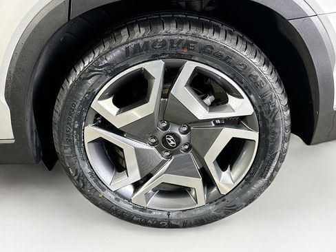 Used 2024 Hyundai Palisade SEL w/ Premium Package image 11