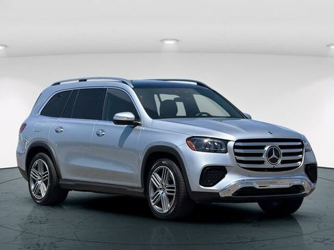 Certified 2024 Mercedes-Benz GLS 450 4MATIC image 9