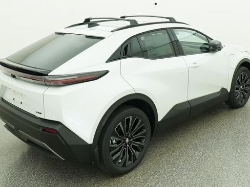 New 2026 Toyota C-HR AWD/4WD image 9