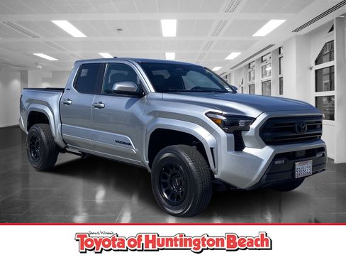 Used 2024 Toyota Tacoma SR5 image 1