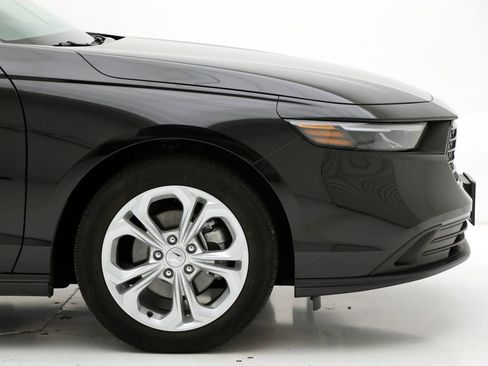 Used 2024 Honda Accord LX image 3