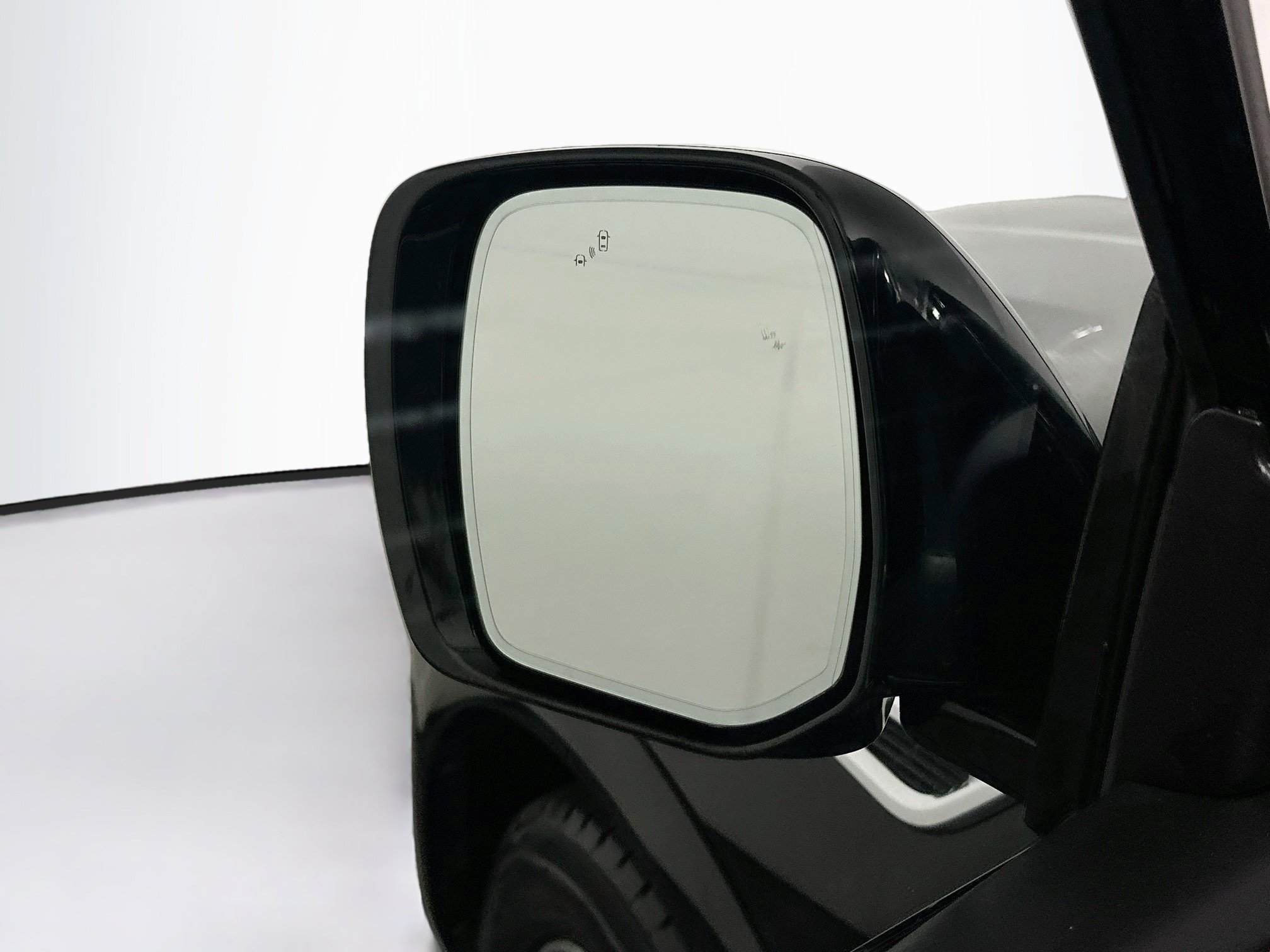 Used 2023 Nissan Armada SL RWD image 16