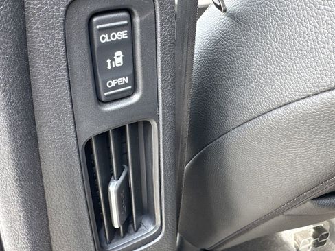 New 2026 Honda Odyssey EX-L image 38