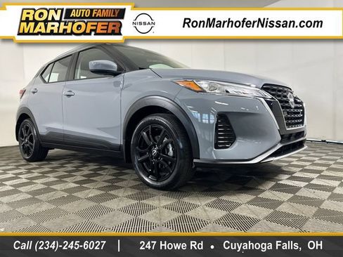 Used 2023 Nissan Kicks SV FWD image 1
