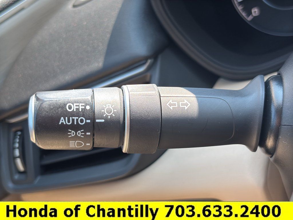 Used 2021 Acura TLX w/ Technology Package FWD image 10