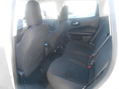 Used 2020 Jeep Compass Sport AWD/4WD image 11