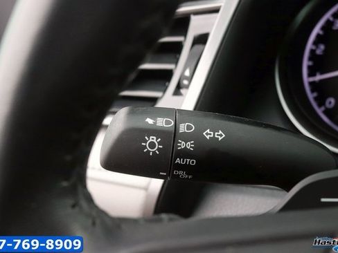 Used 2024 Toyota Camry SE w/ Convenience Package image 23