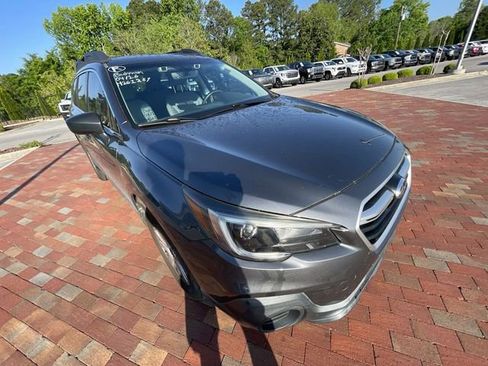 Used 2019 Subaru Outback 2.5i image 4