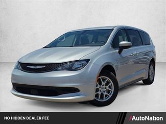 Used 2022 Chrysler Voyager LX FWD video 1