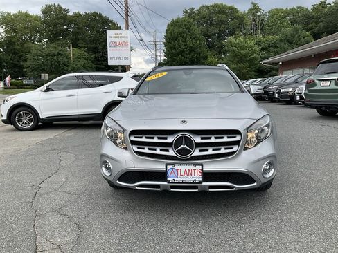 Used 2018 Mercedes-Benz GLA 250 4MATIC image 2