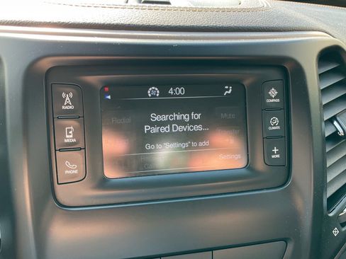 Used 2017 Jeep Cherokee Altitude image 7