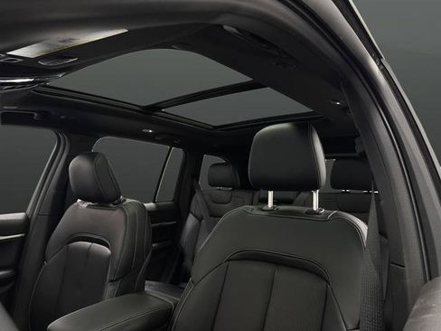 New 2026 Jeep Grand Cherokee Limited image 7