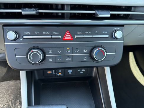 New 2026 Hyundai Tucson SE image 30