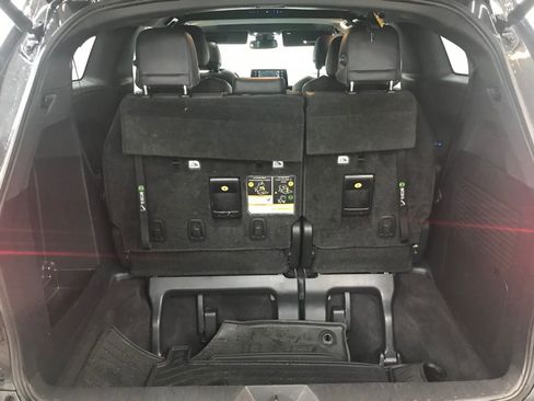 Used 2021 Toyota Sienna XSE image 32