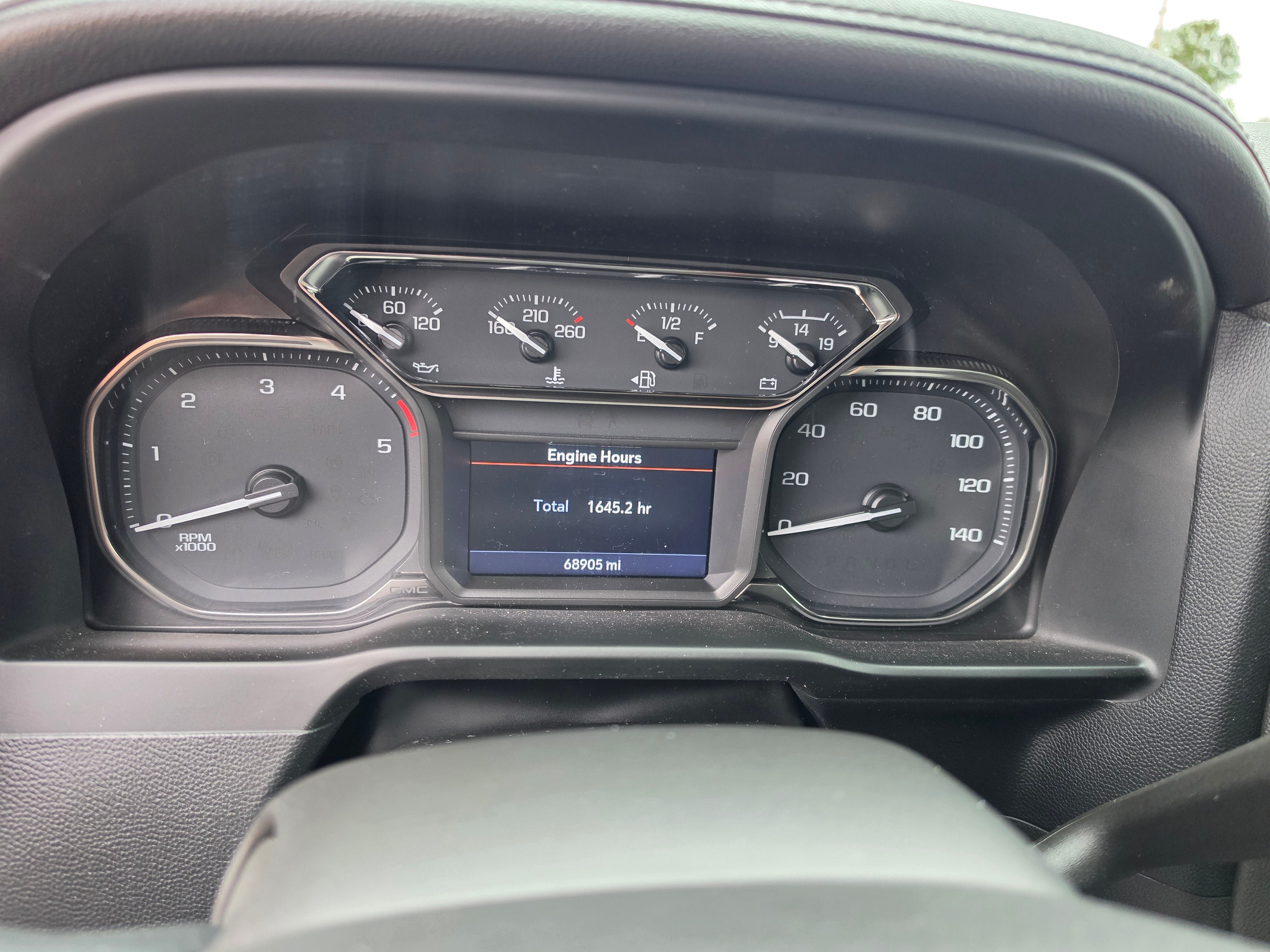 Used 2022 GMC Sierra 2500 AT4 w/ AT4 Preferred Package AWD/4WD image 9
