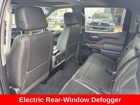 Used 2021 GMC Sierra 1500 SLT w/ SLT Premium Package AWD/4WD image 17