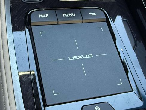 Used 2022 Lexus LS 500 AWD image 25