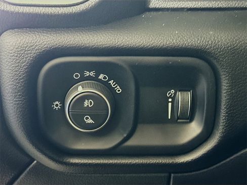 Used 2024 RAM 2500 Big Horn w/ Bed Utility Group image 10