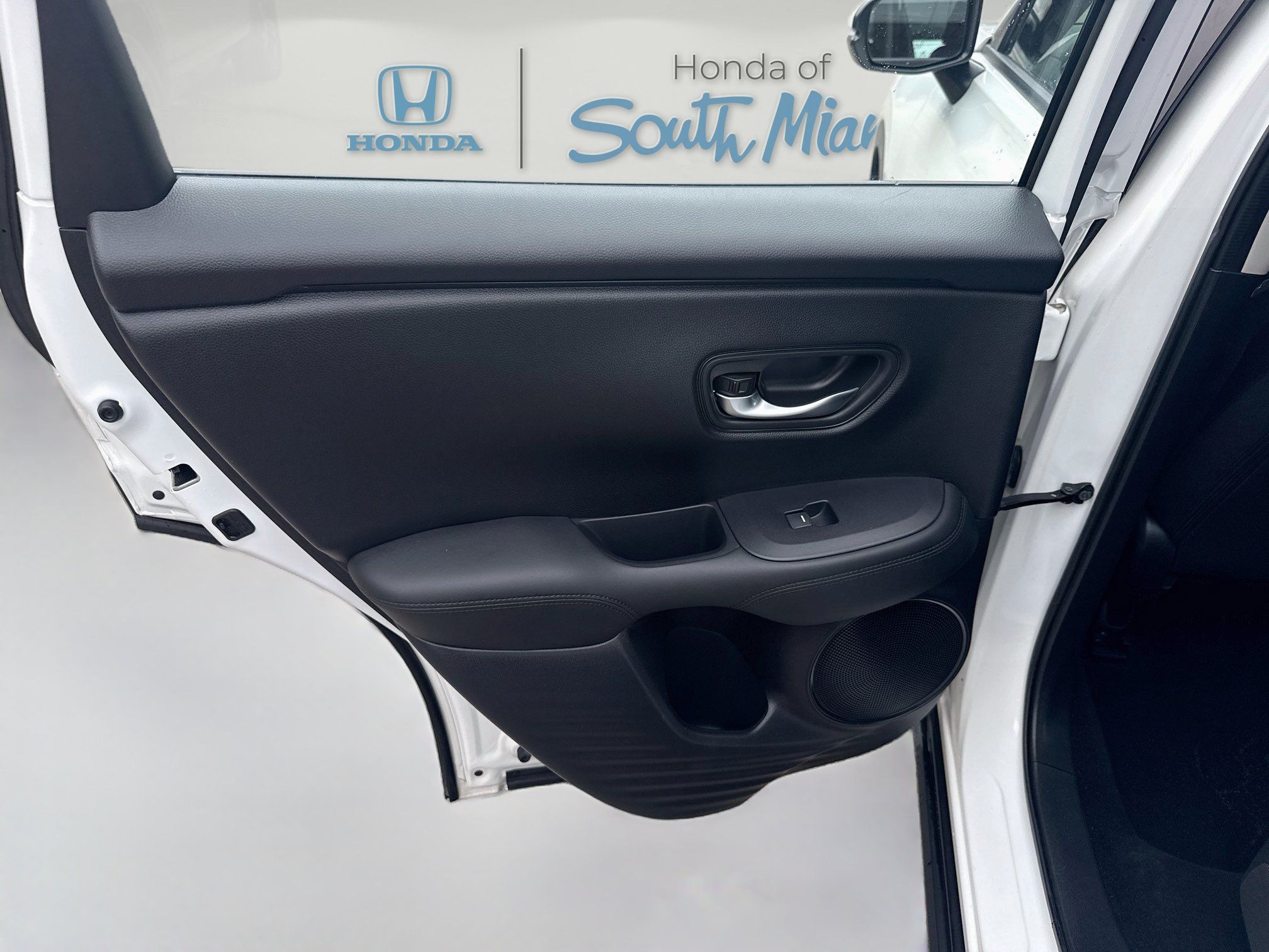 Used 2024 Honda HR-V LX image 23