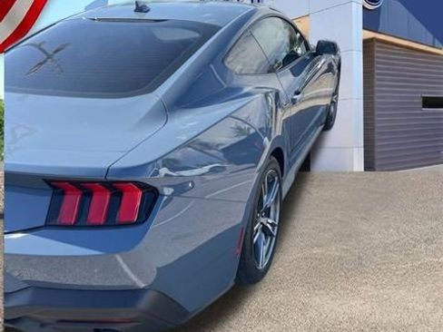 Used 2024 Ford Mustang Coupe RWD image 6