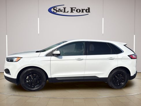 Certified 2024 Ford Edge SEL AWD/4WD image 3