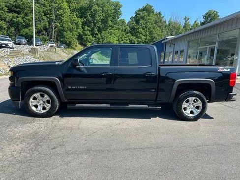 Used 2017 Chevrolet Silverado 1500 LT w/ All Star Edition AWD/4WD image 2