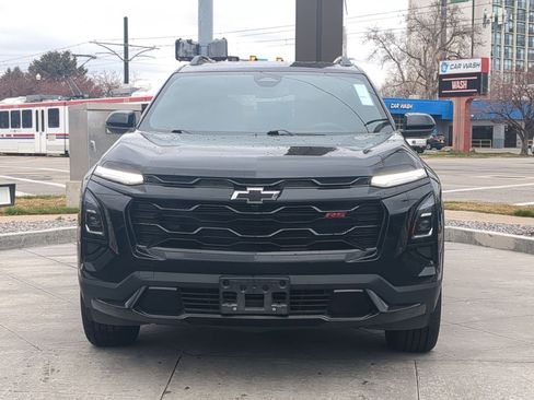 Used 2025 Chevrolet Equinox RS image 11