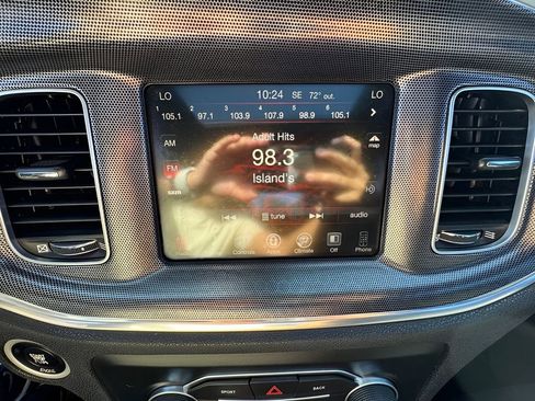 Used 2016 Dodge Charger R/T image 28