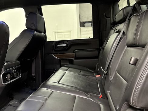 Used 2023 Chevrolet Silverado 2500 High Country w/ Technology Package image 14