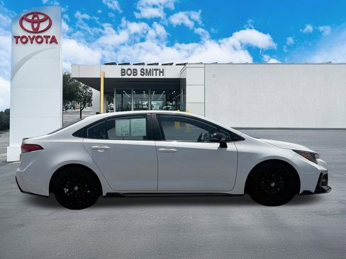 Certified 2022 Toyota Corolla XSE w/ Carpet Mat Package (TMS) FWD image 5