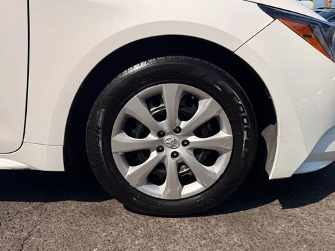 Used 2024 Toyota Corolla LE FWD image 28