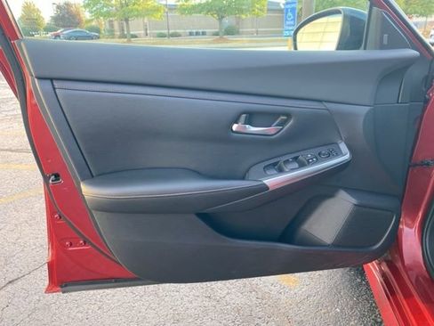 Used 2020 Nissan Sentra SR image 19